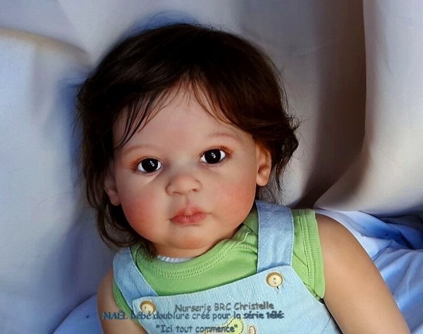 Nael doublure cree pour la série télé ici tout commence  www.bebe-reborn-creation.fr  (2)